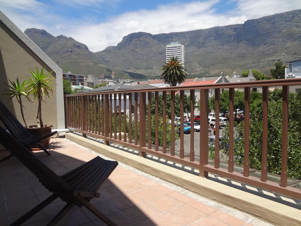 Ikhaya * Cape Town